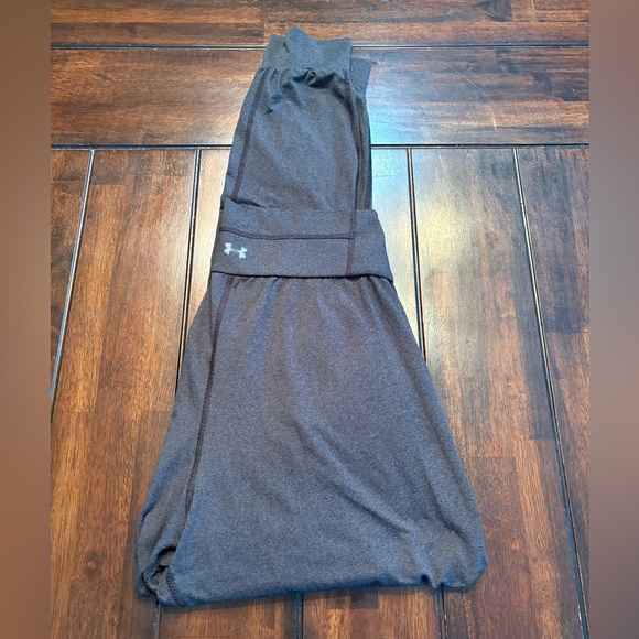 Under Armour Pants - Women’s Under Armour Grey Joggers Size XL
